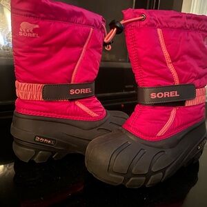 Sorel Youth Snow Boots 🌨️ Pink Waterproof Winter Boot | Size 2 (EU 33) like new